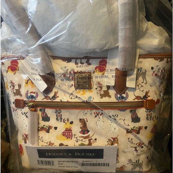 Nwt Dooney and Bourke Disney Santa tails tote - Picture 2 of 2